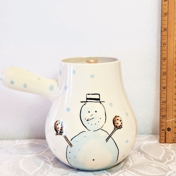 Vintage Rae Dunn, collectable coco/Hot Chocolate Pot. Snow man/ let it snow. - Picture 8 of 13